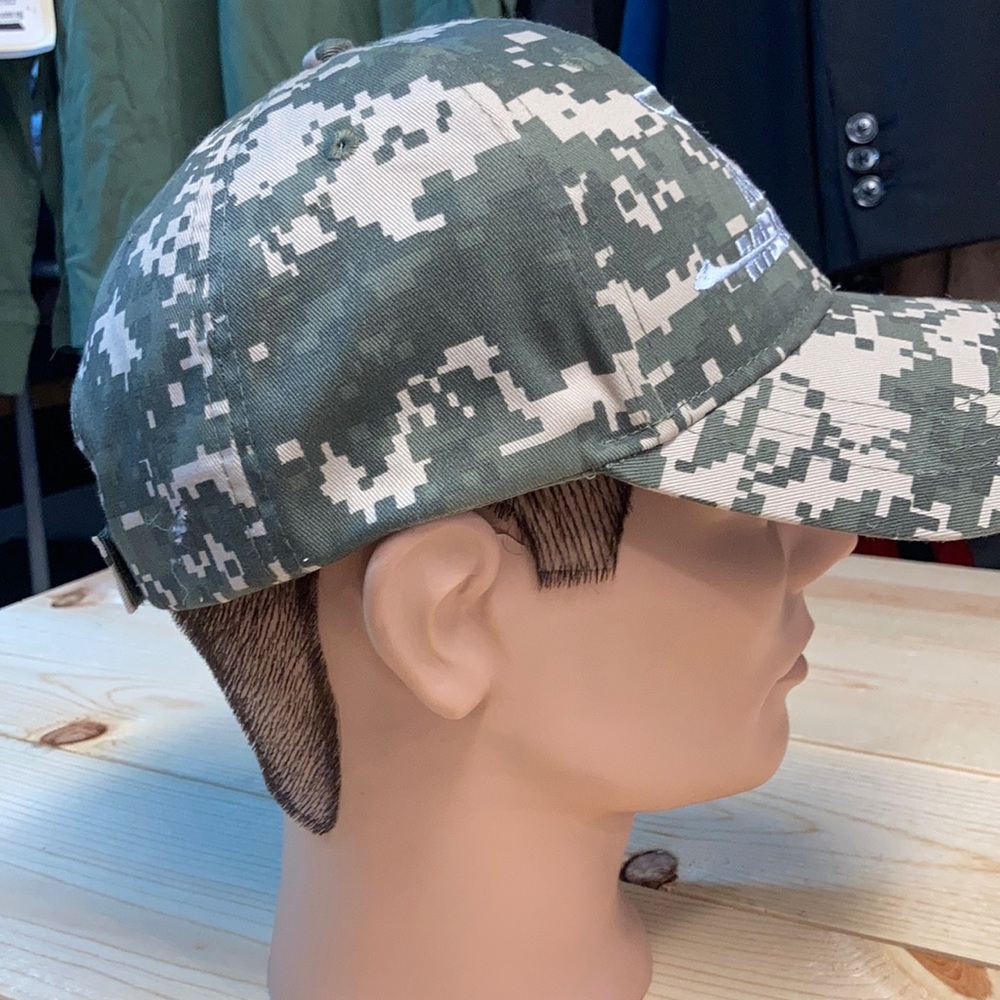 Logo hat - Picture 6 of 8